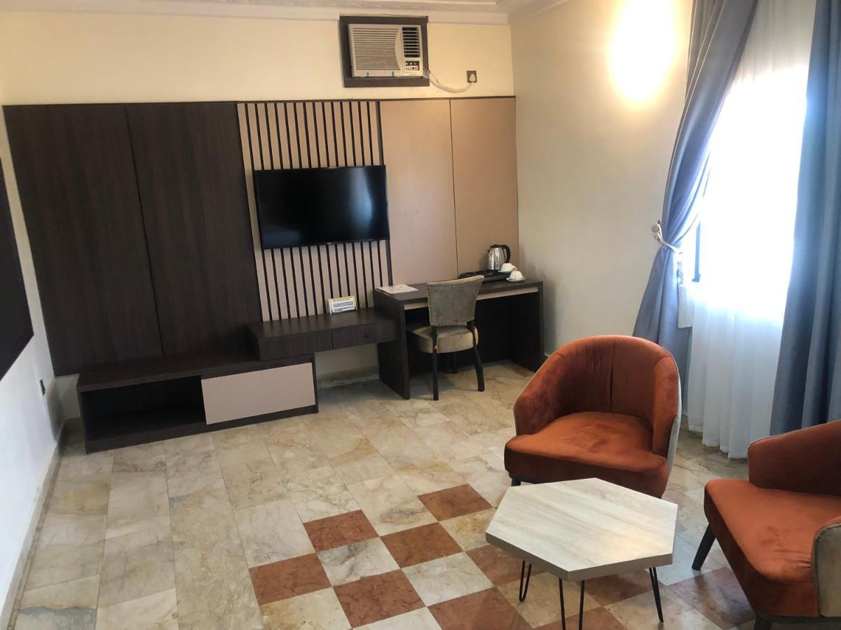Roban Hotels Limited Энугу Экстерьер фото